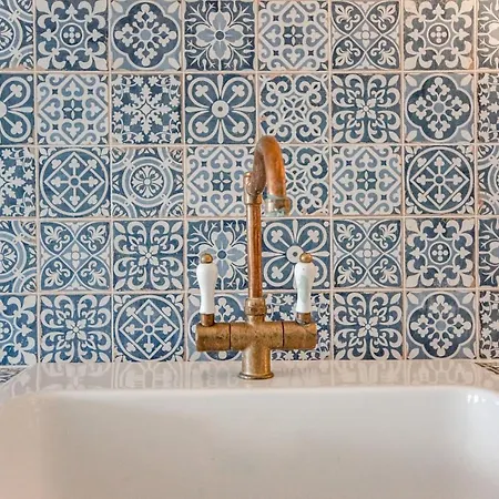 Beach Suite Sand